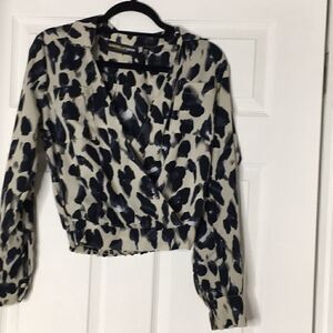 NWOT Gabrielle Union V front wrap blouse